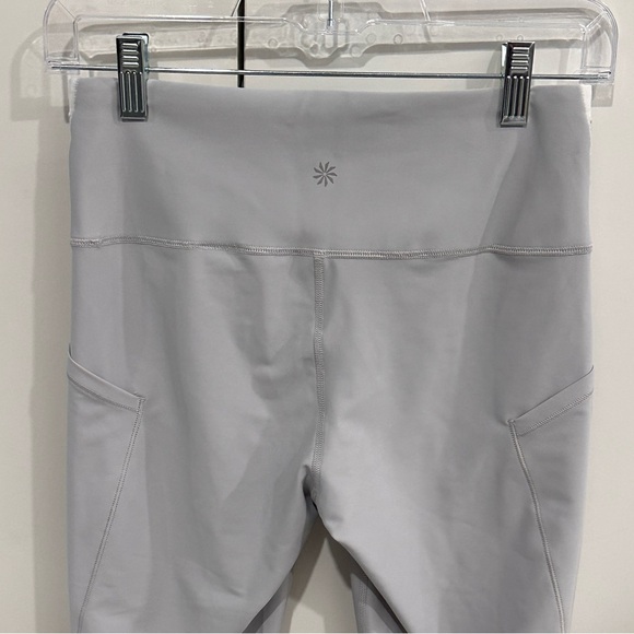 Athleta Pants - Athleta - Women’s Crop Leggings - Medium